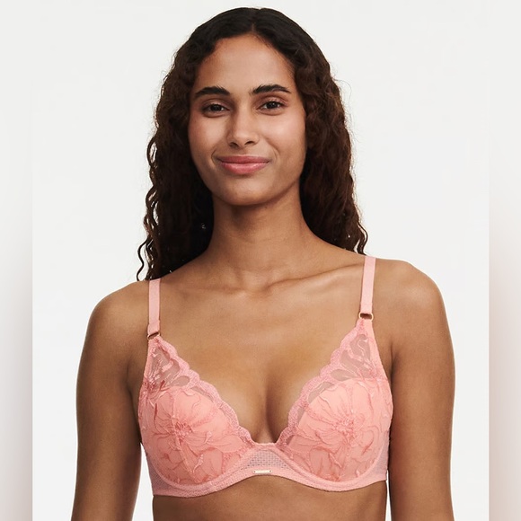 Chantelle Fleurs Plunging T-Shirt Bra - Candlelight Peach 34DD - Picture 2 of 7